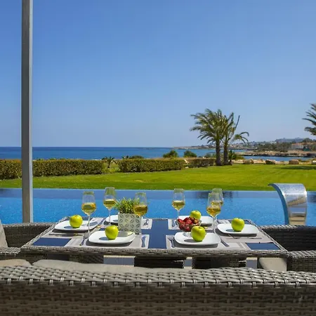 Seafront Infinte Aretousa Вілла Протарас